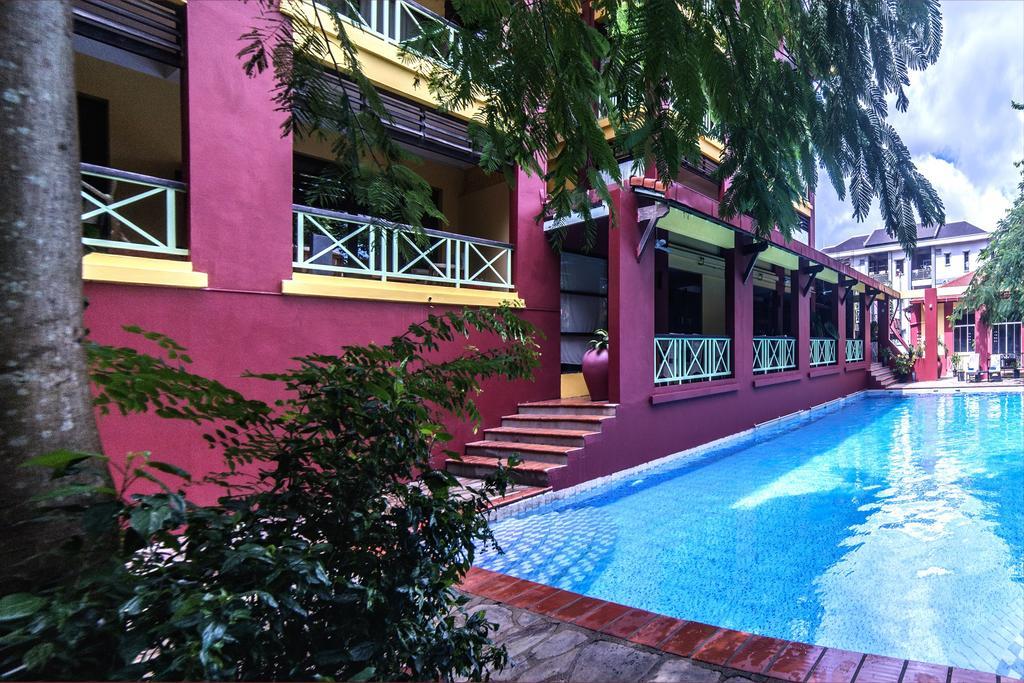 The Harbor Lights Palace Sihanoukville Eksteriør billede